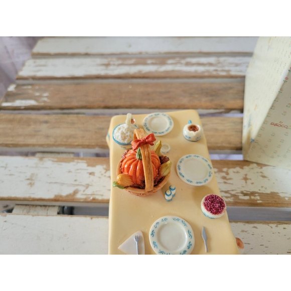 Cherished teddies we bear thanks table Priscilla H - Picture 8 of 8